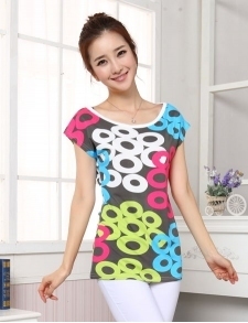 10萬(wàn)件服裝現(xiàn)貨 品牌、批發(fā)價(jià)格與庫(kù)存尾貨解析